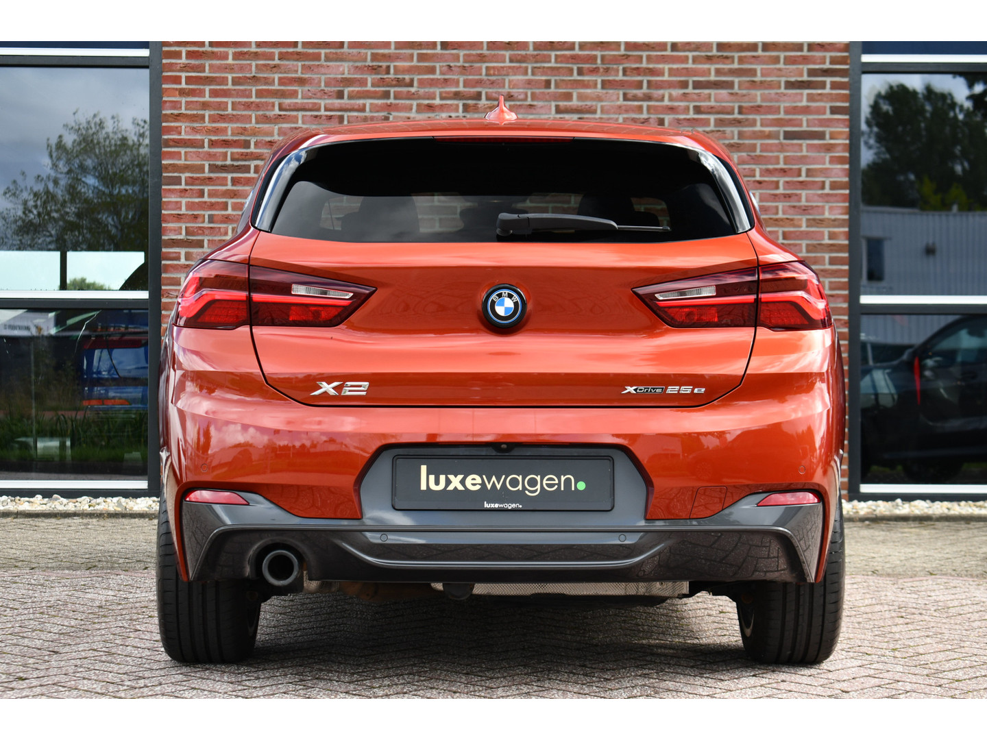BMW BMW