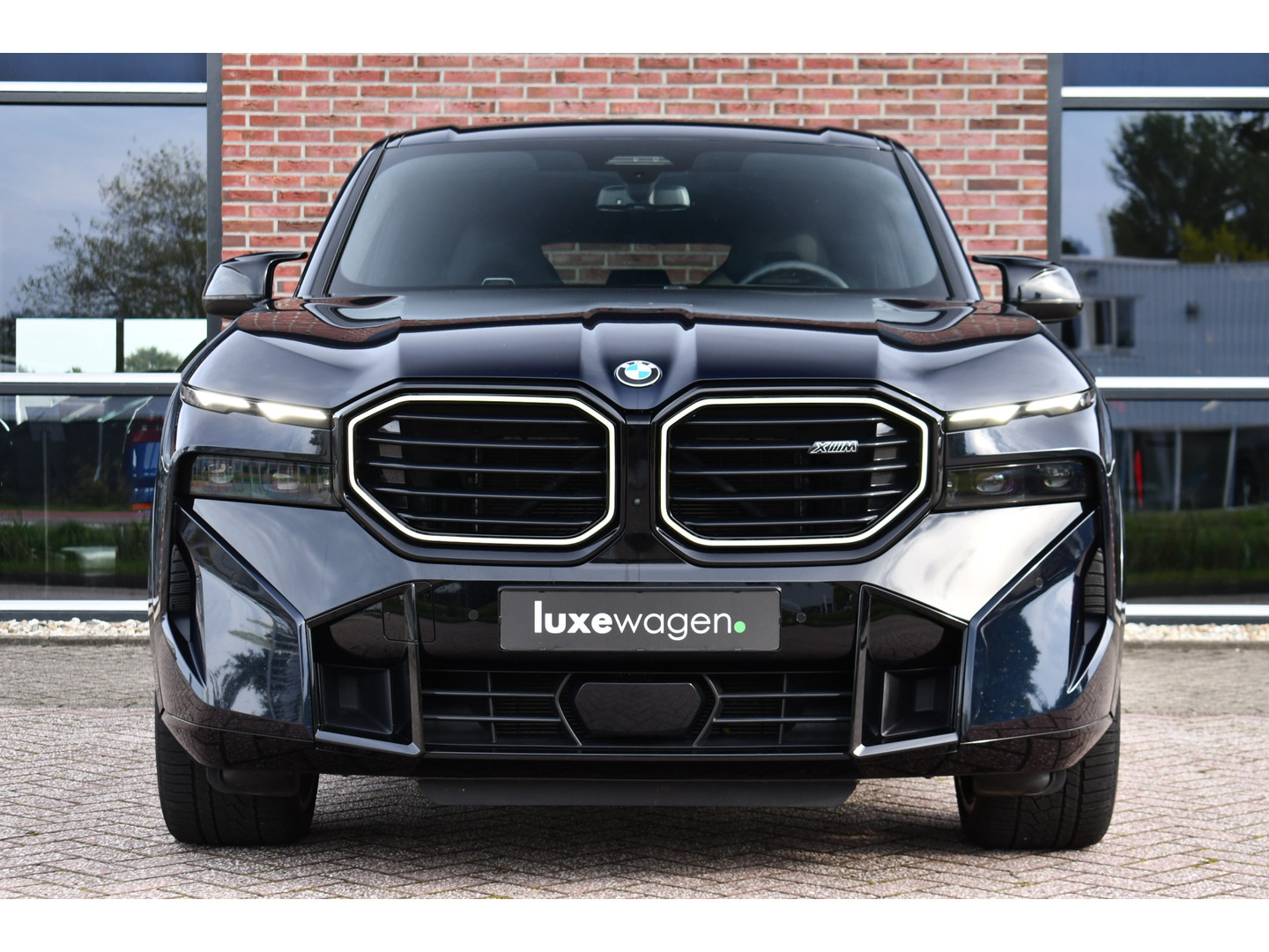 BMW BMW