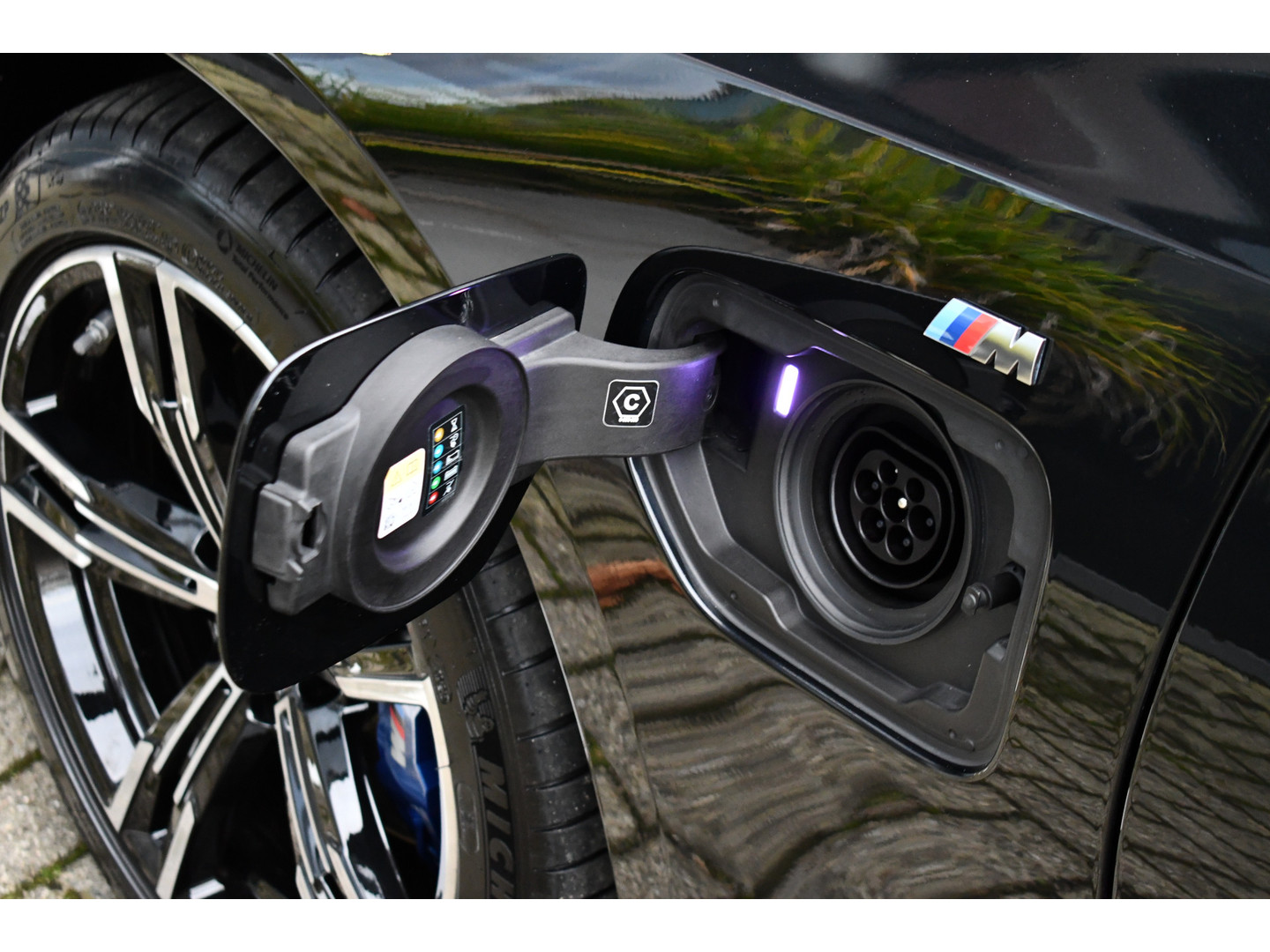 BMW BMW