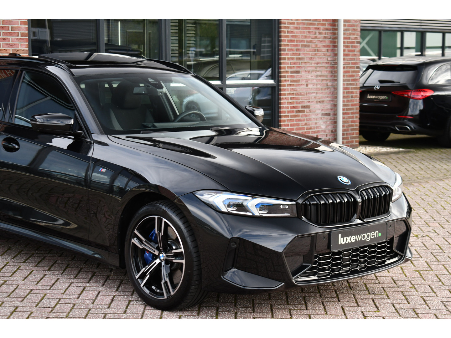 BMW BMW