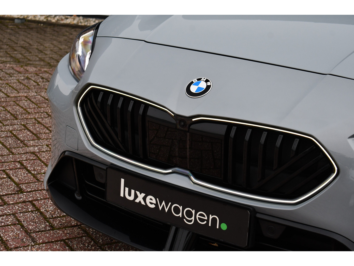 BMW BMW