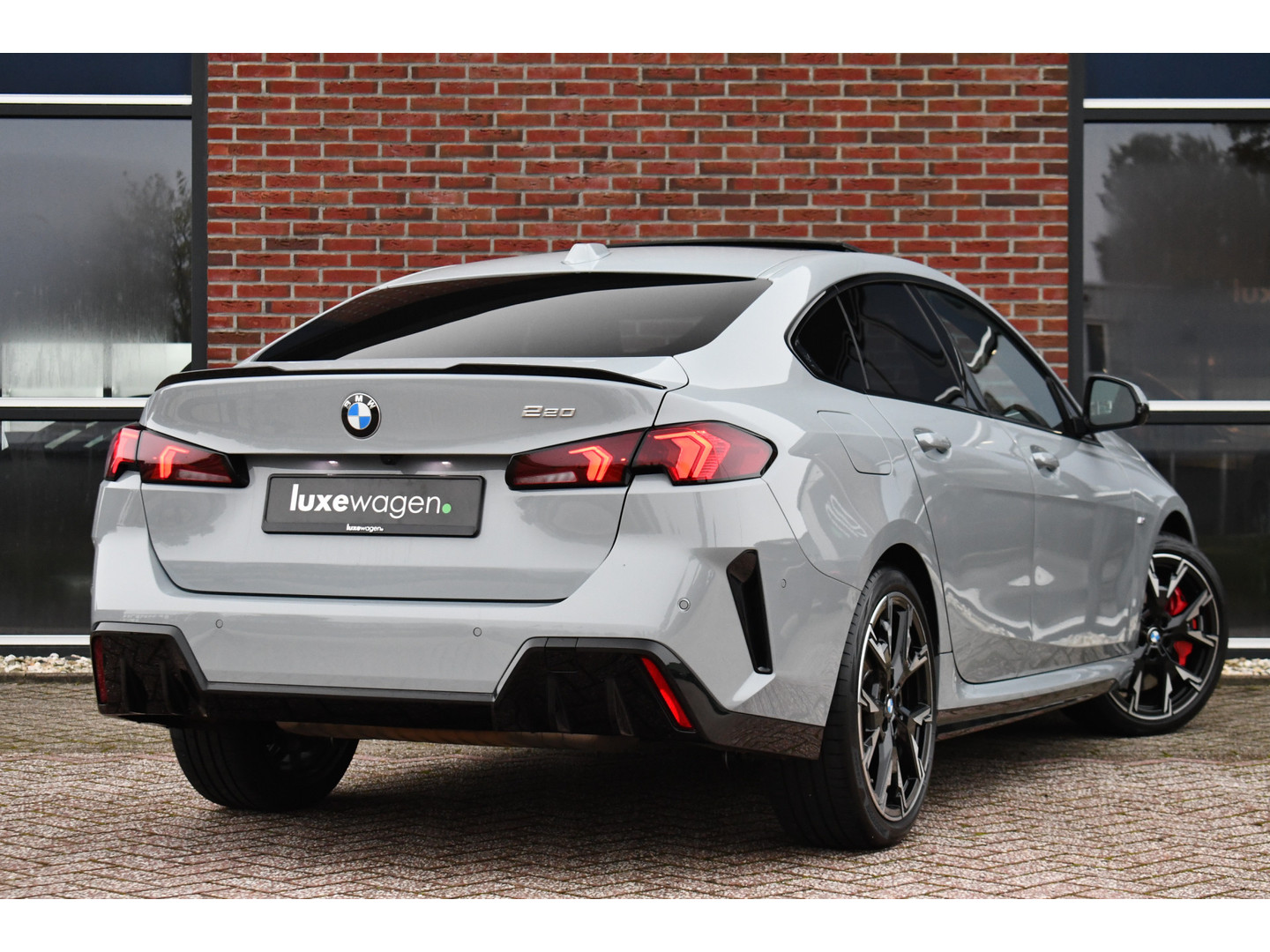 BMW BMW
