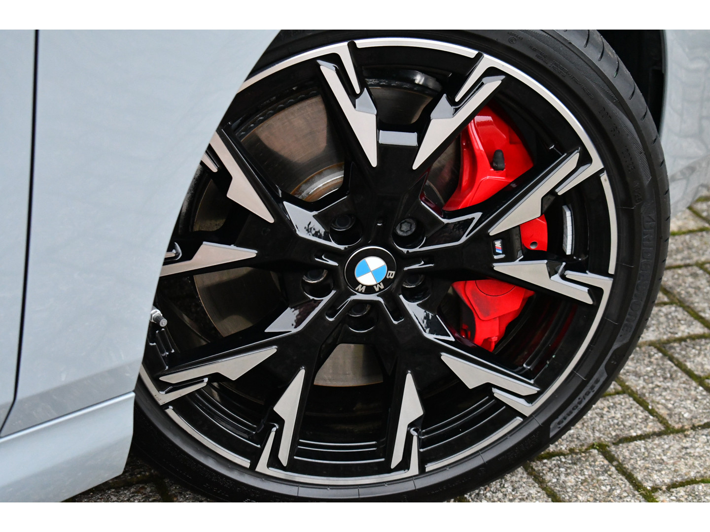 BMW BMW