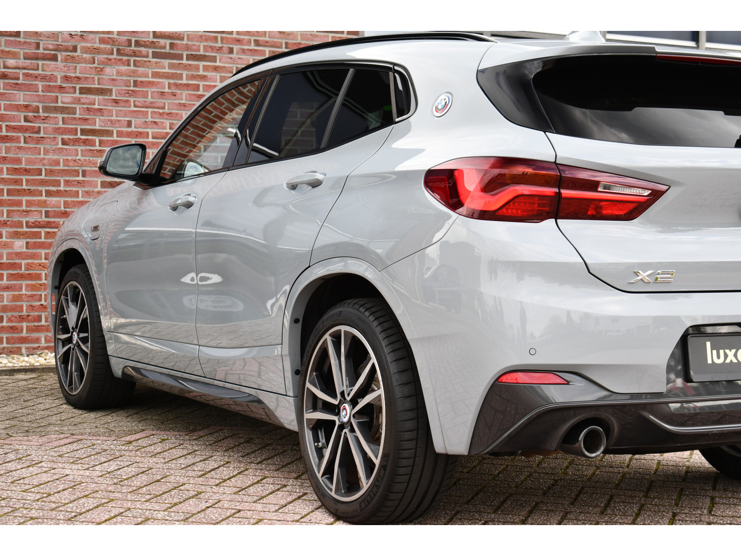 BMW BMW