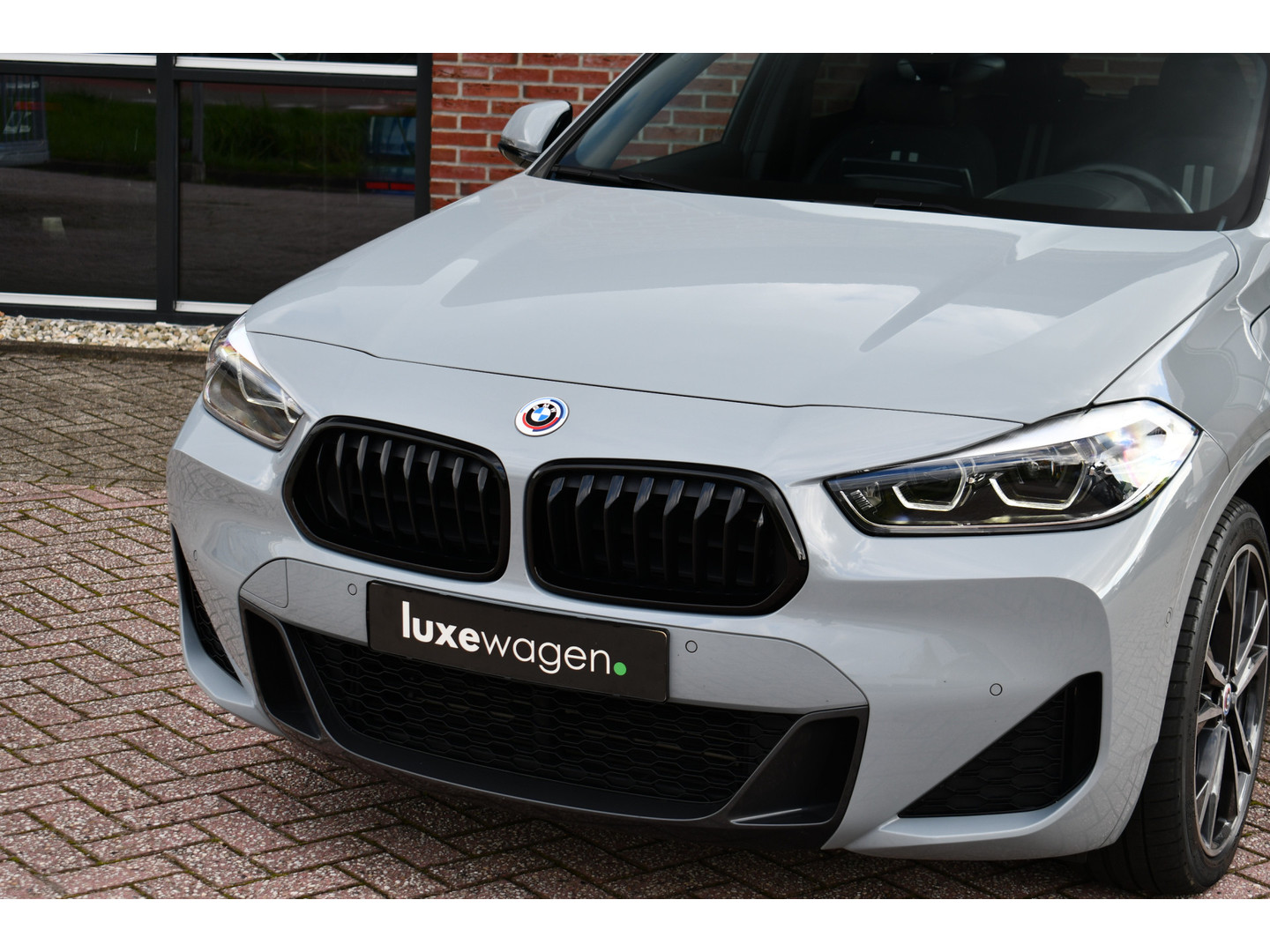 BMW BMW
