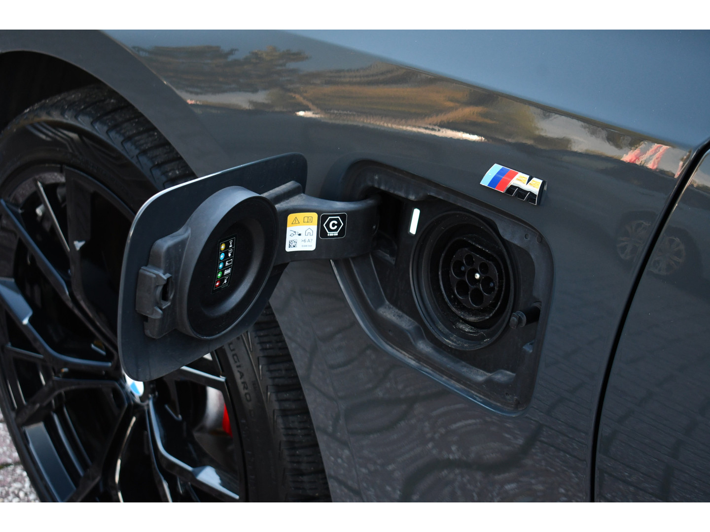 BMW BMW
