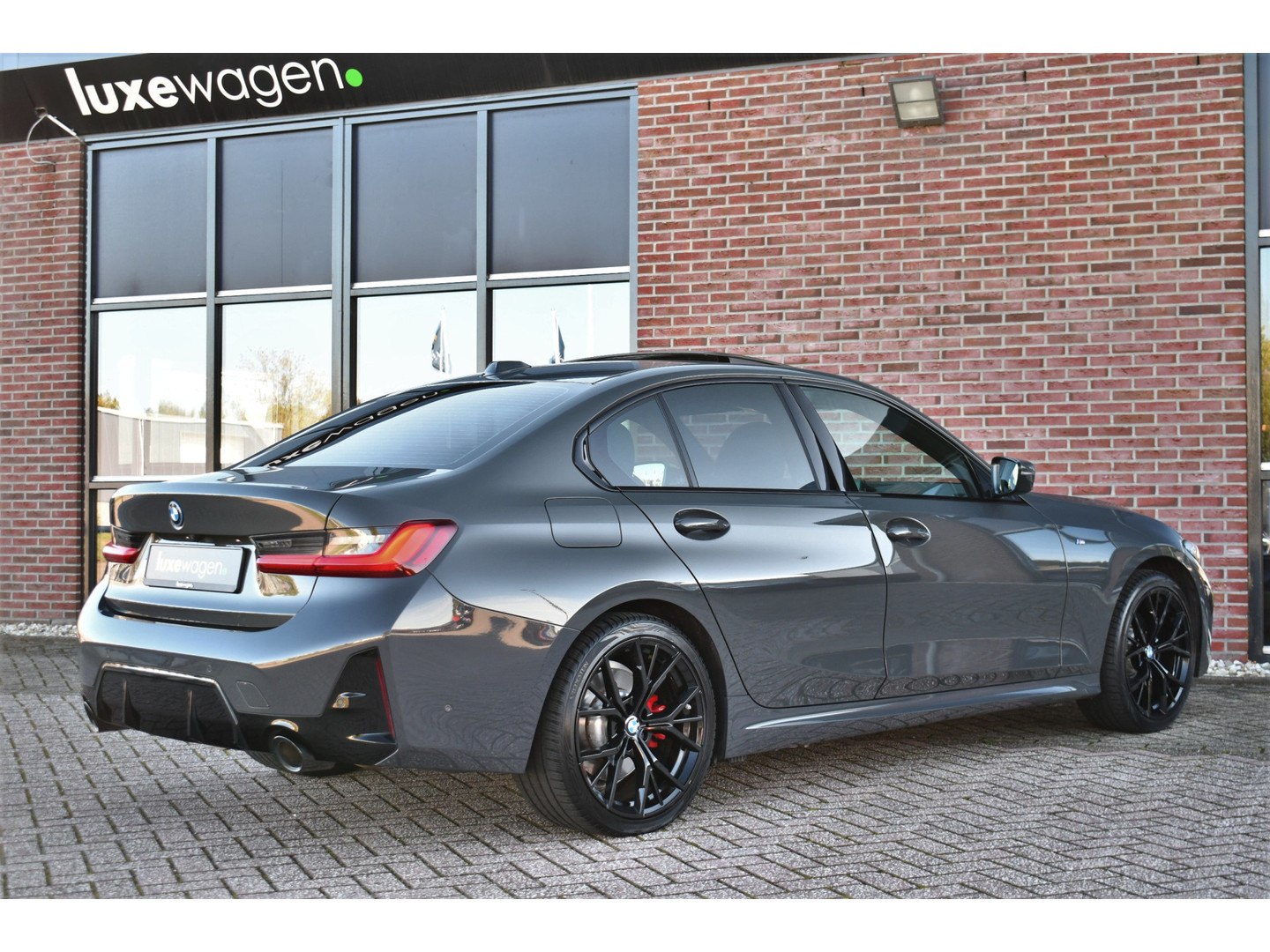 BMW BMW