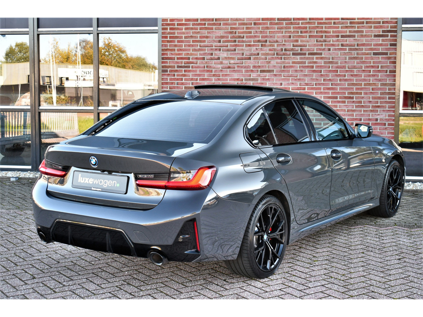 BMW BMW