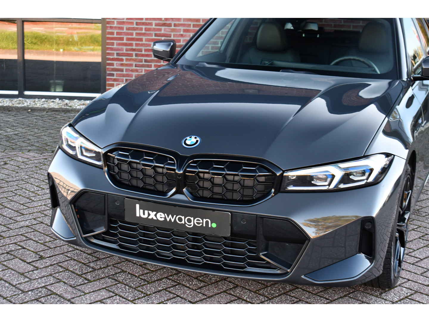 BMW BMW