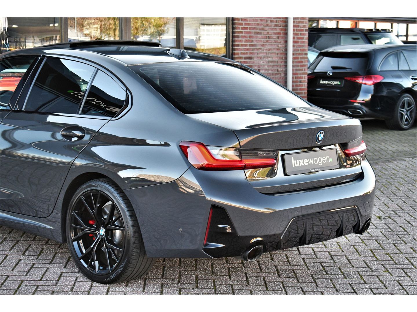 BMW BMW