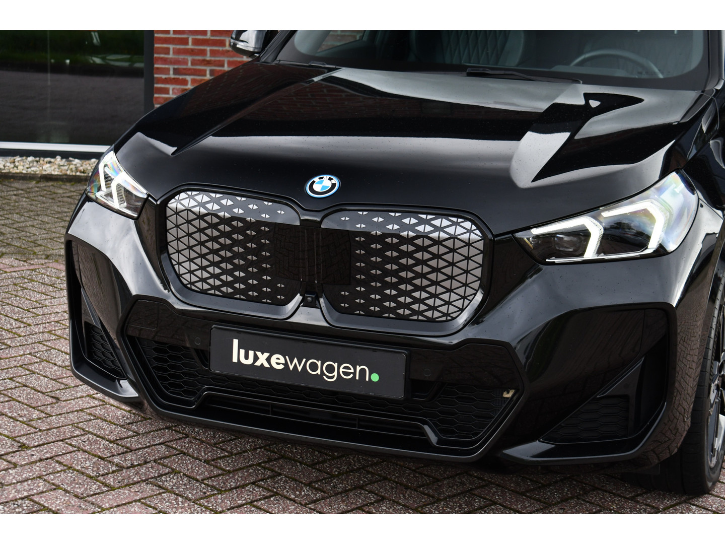 BMW BMW