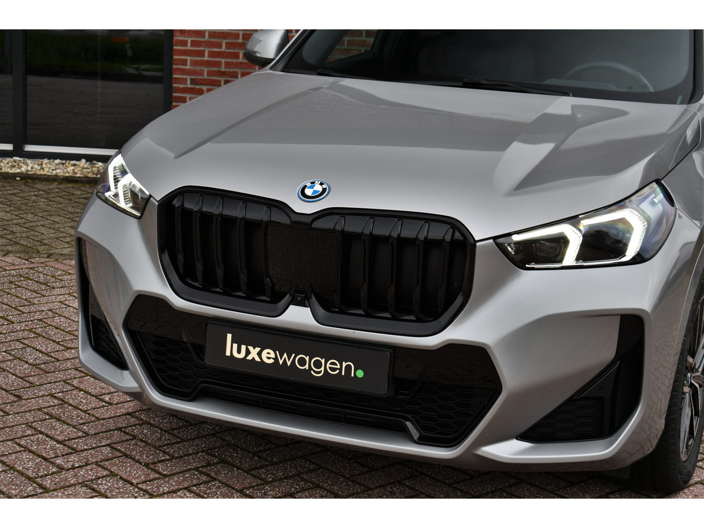 BMW BMW