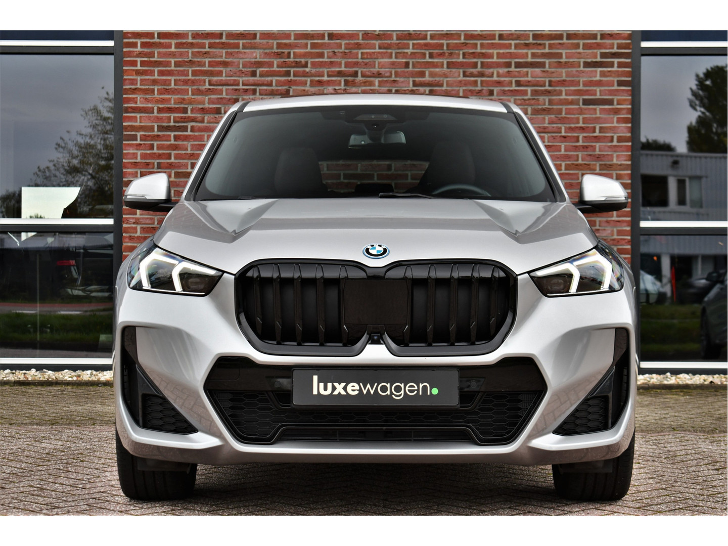 BMW BMW