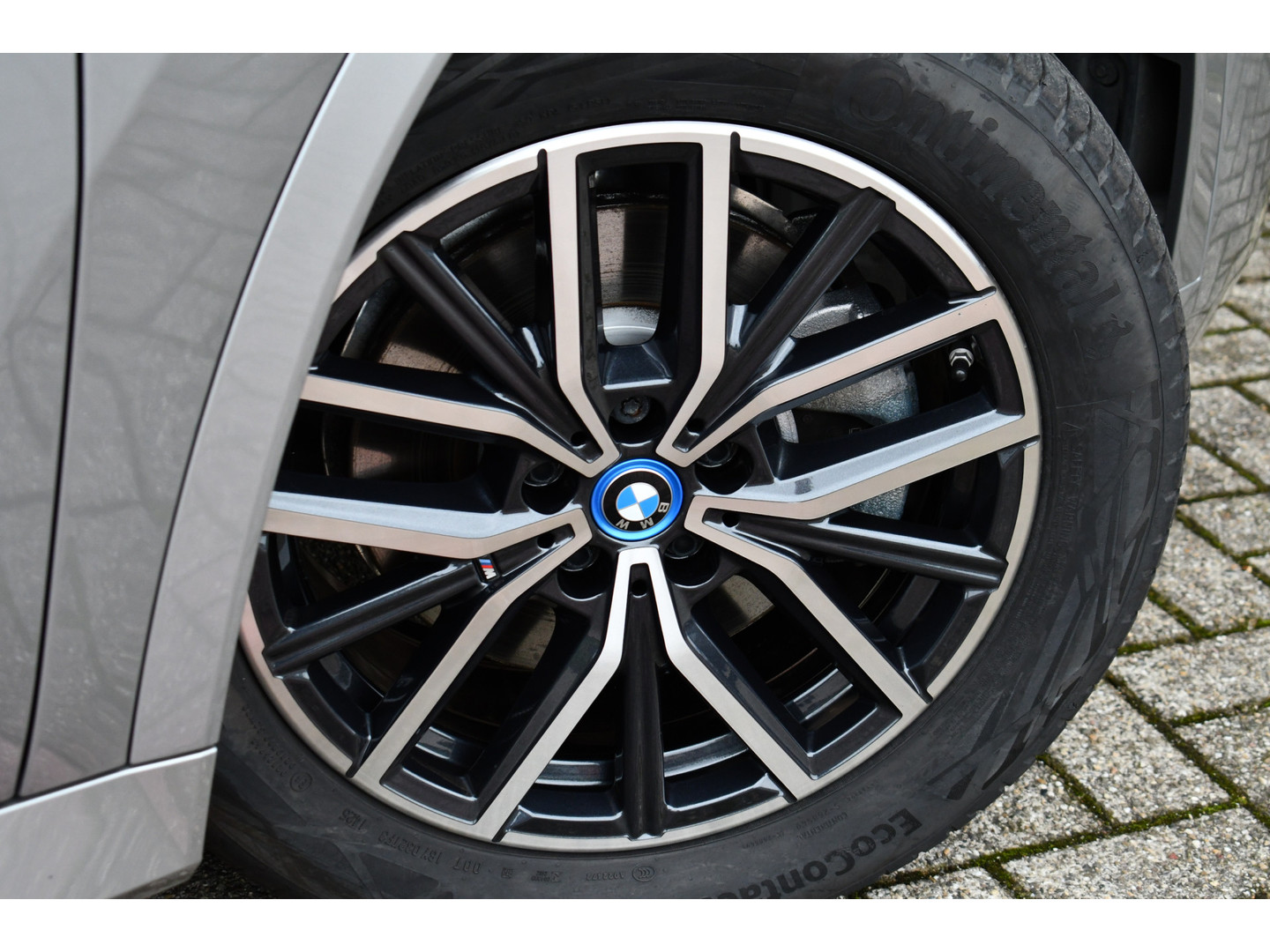 BMW BMW