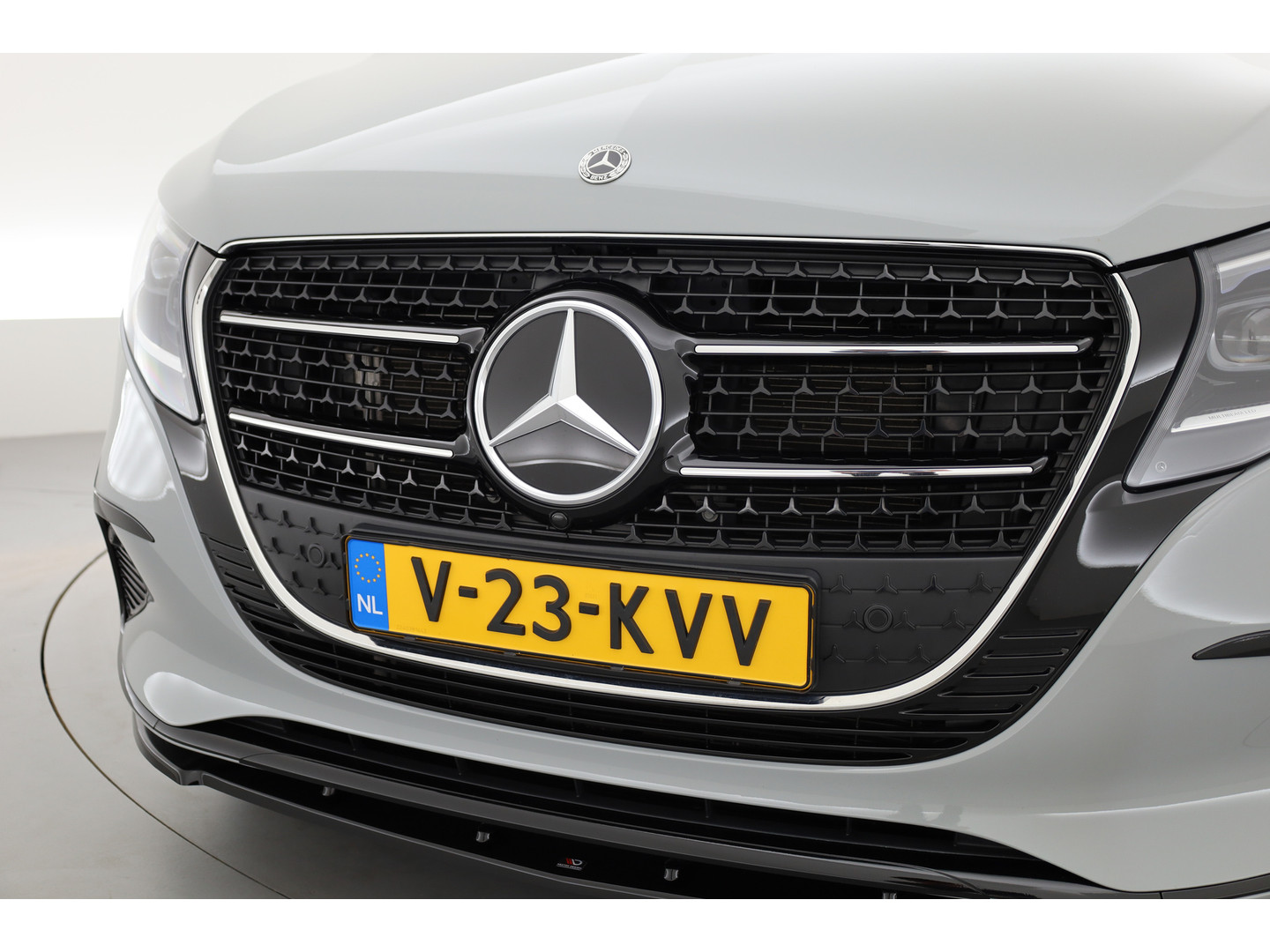 Mercedes-Benz Mercedes-Benz