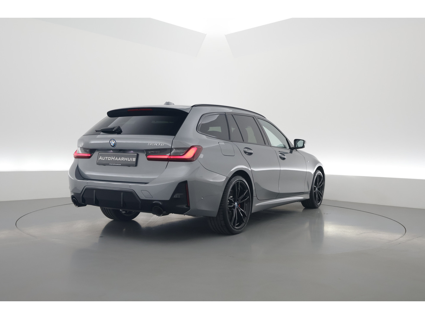 BMW BMW