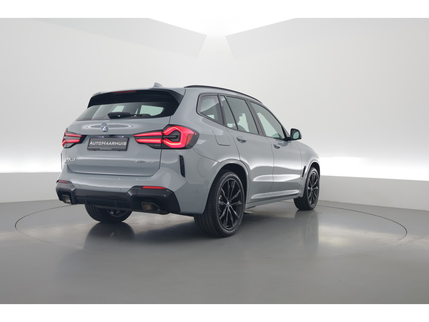 BMW BMW