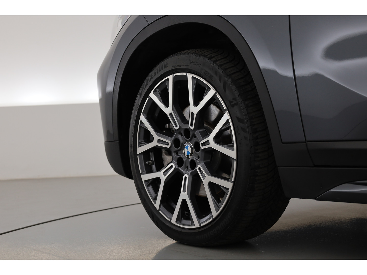 BMW BMW