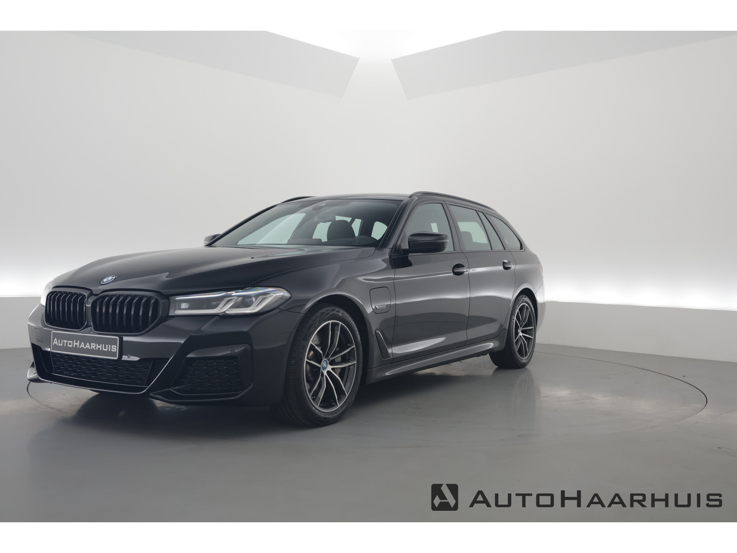 BMW BMW