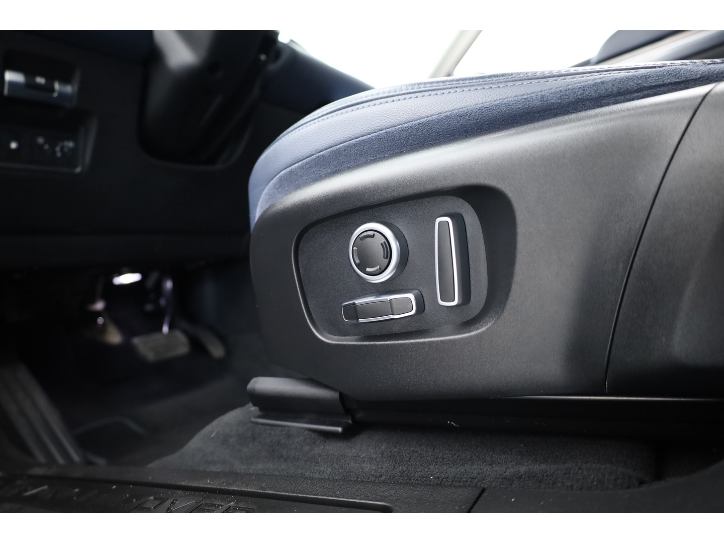 Land Rover Land Rover