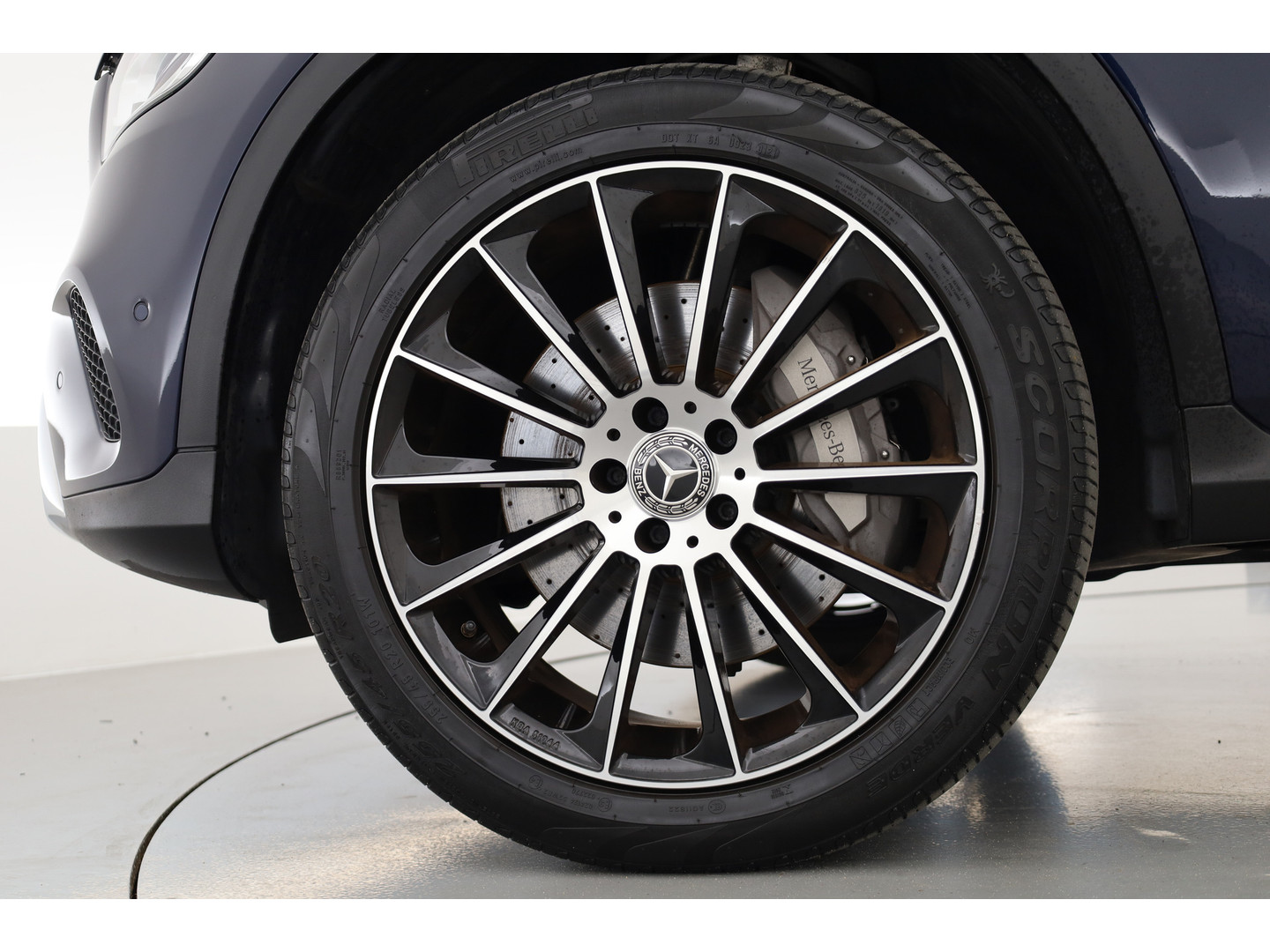 Mercedes-Benz Mercedes-Benz