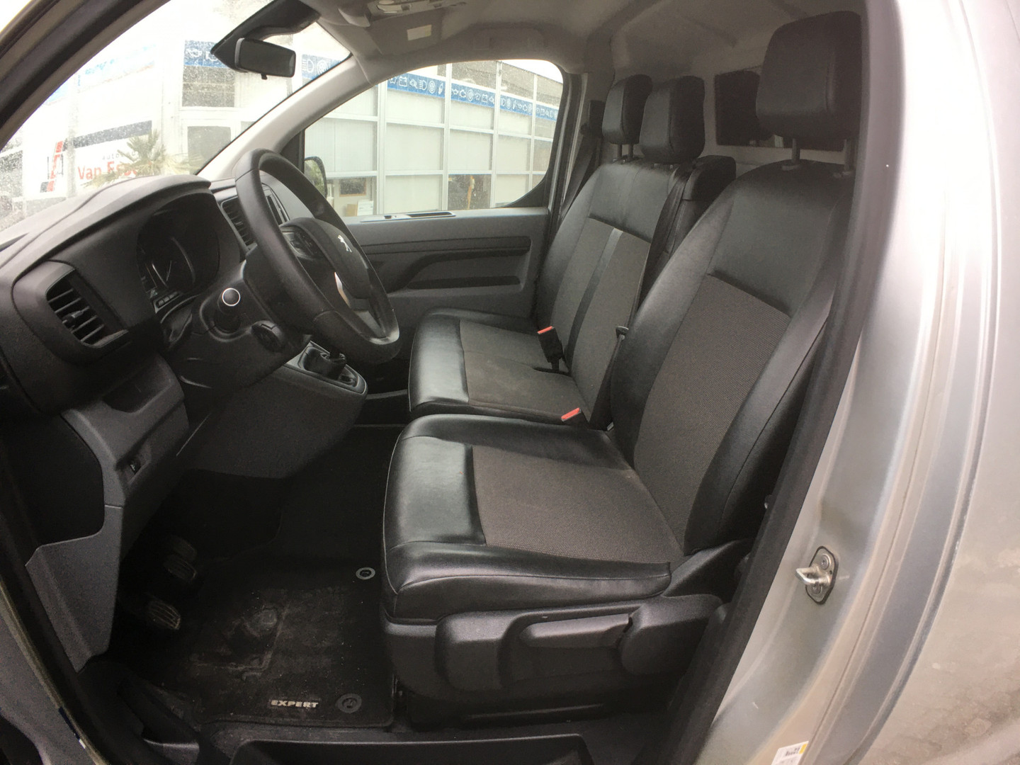 Peugeot Peugeot