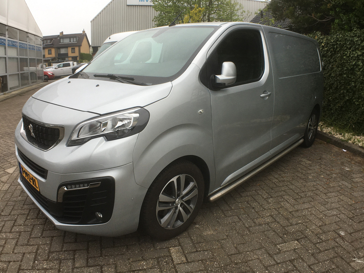 Peugeot Peugeot