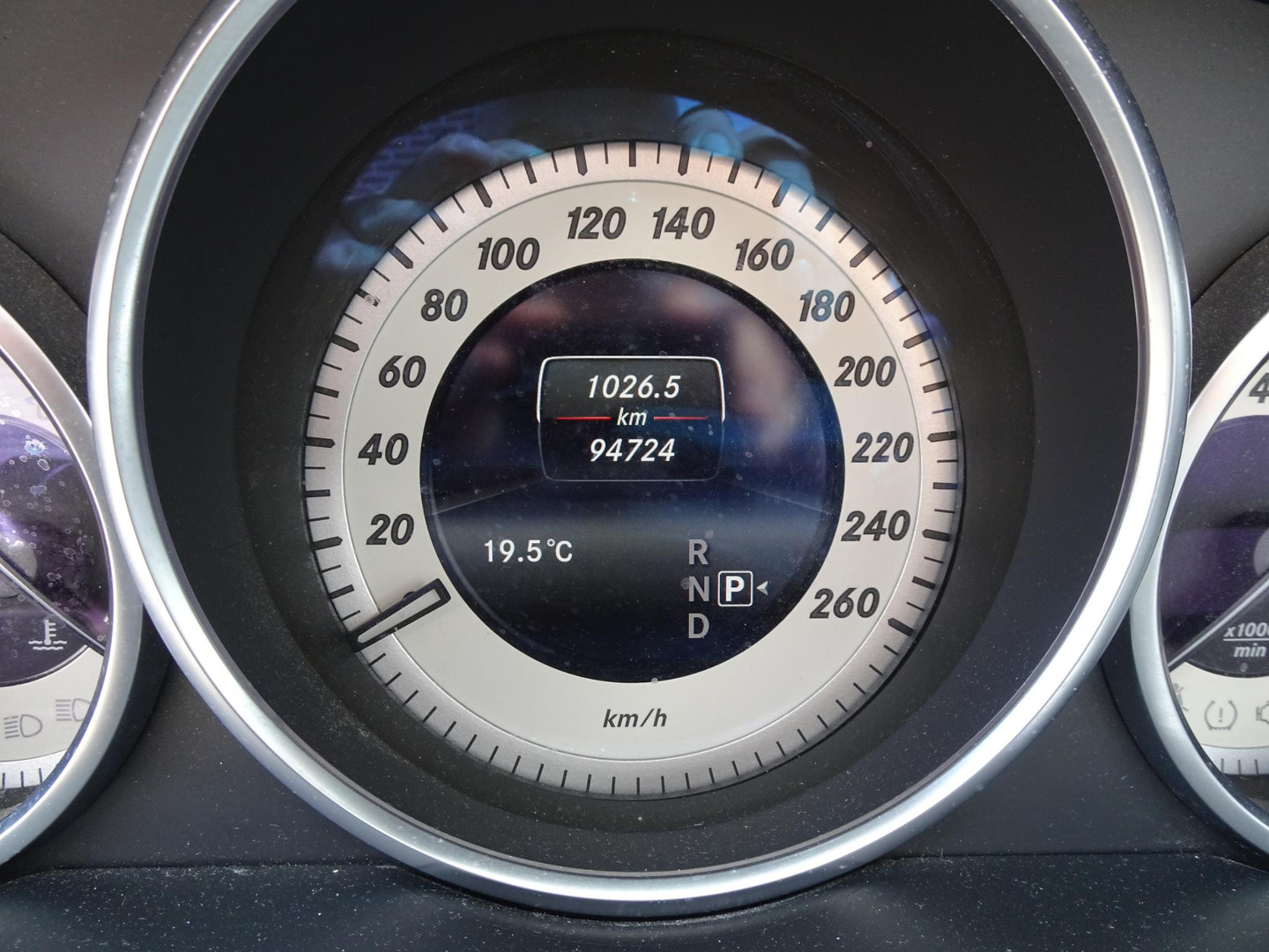 Mercedes-Benz Mercedes-Benz