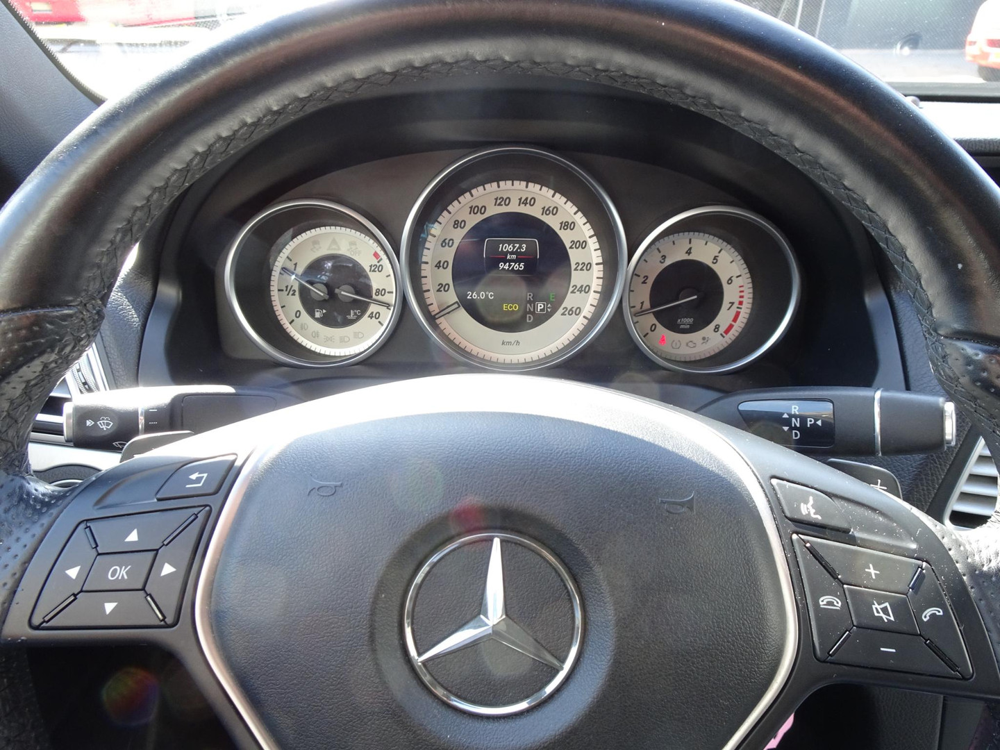 Mercedes-Benz Mercedes-Benz