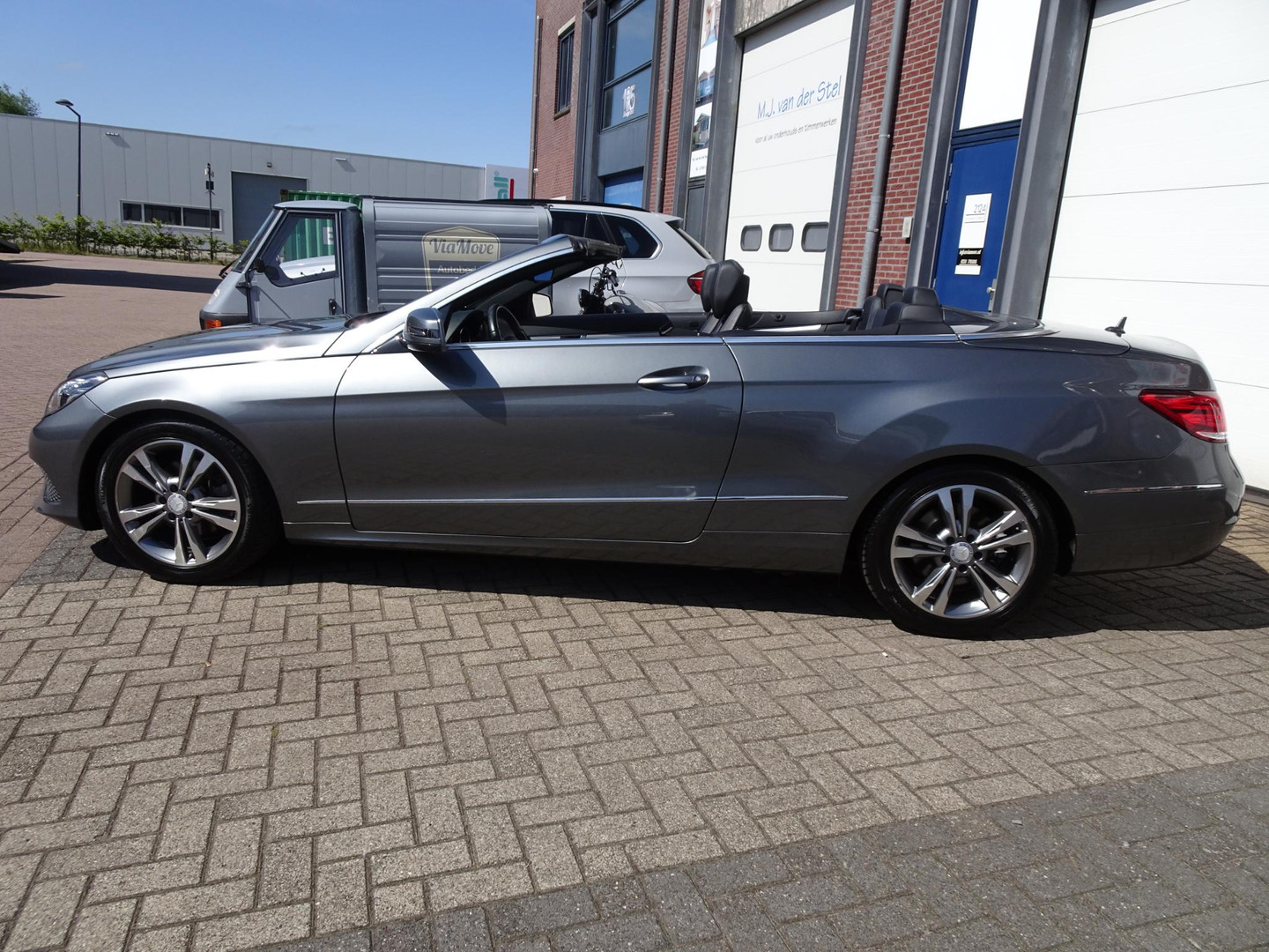 Mercedes-Benz Mercedes-Benz