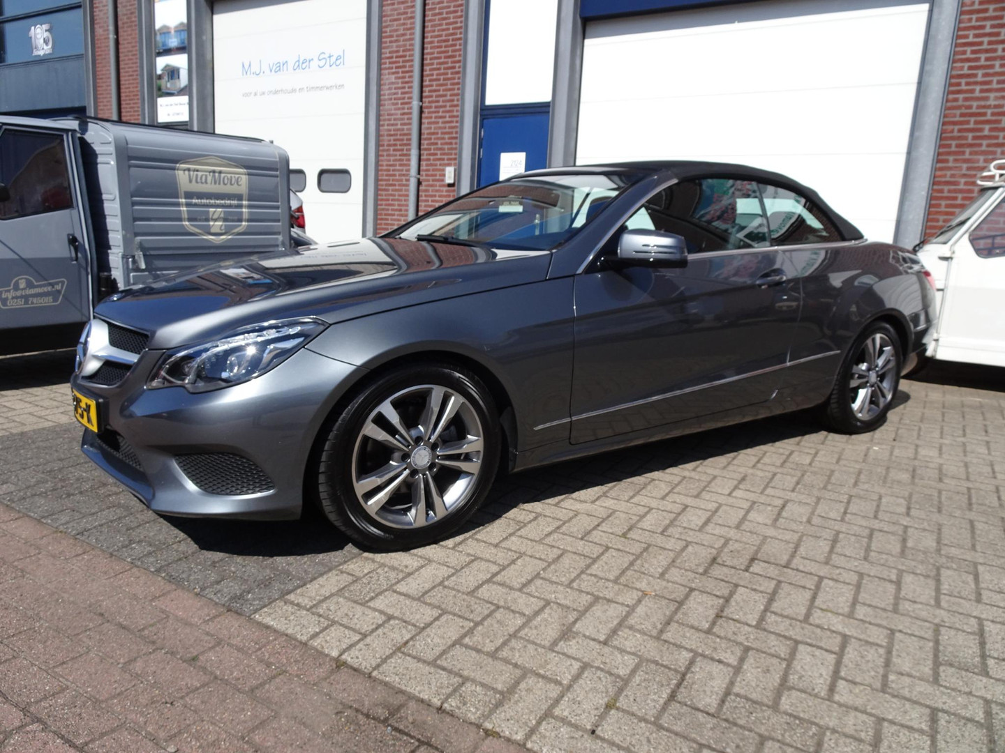 Mercedes-Benz Mercedes-Benz