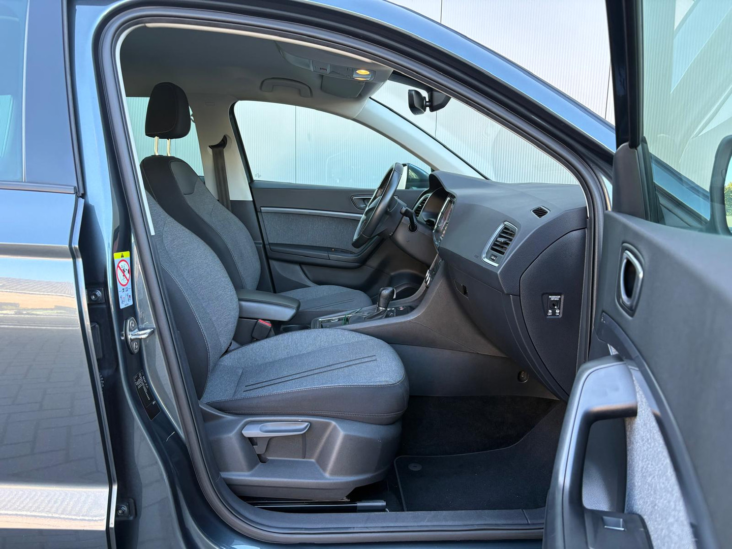 SEAT