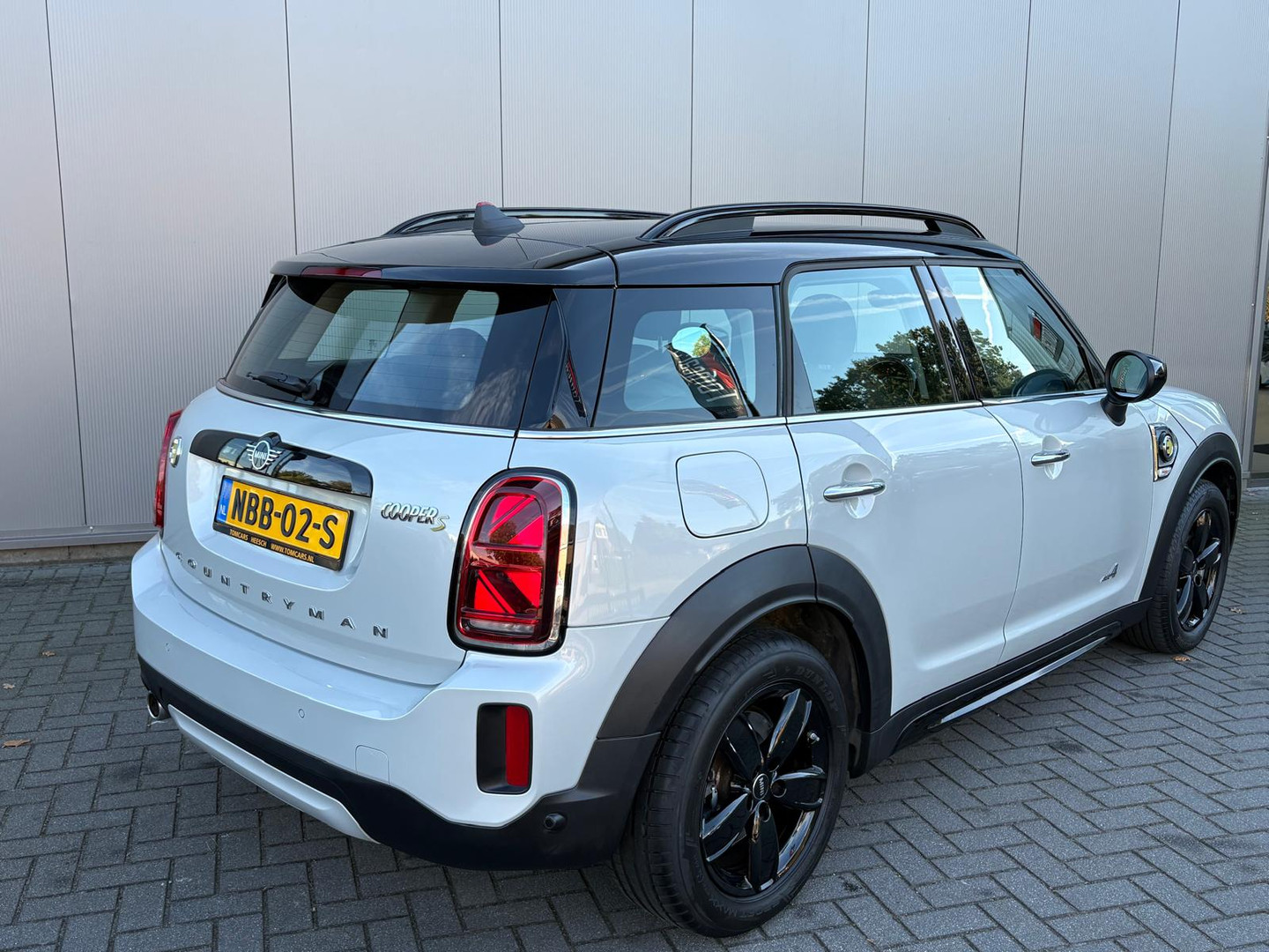 MINI