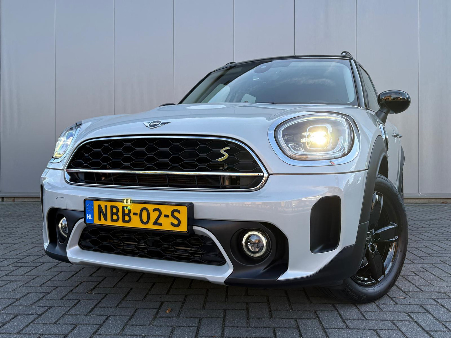 MINI