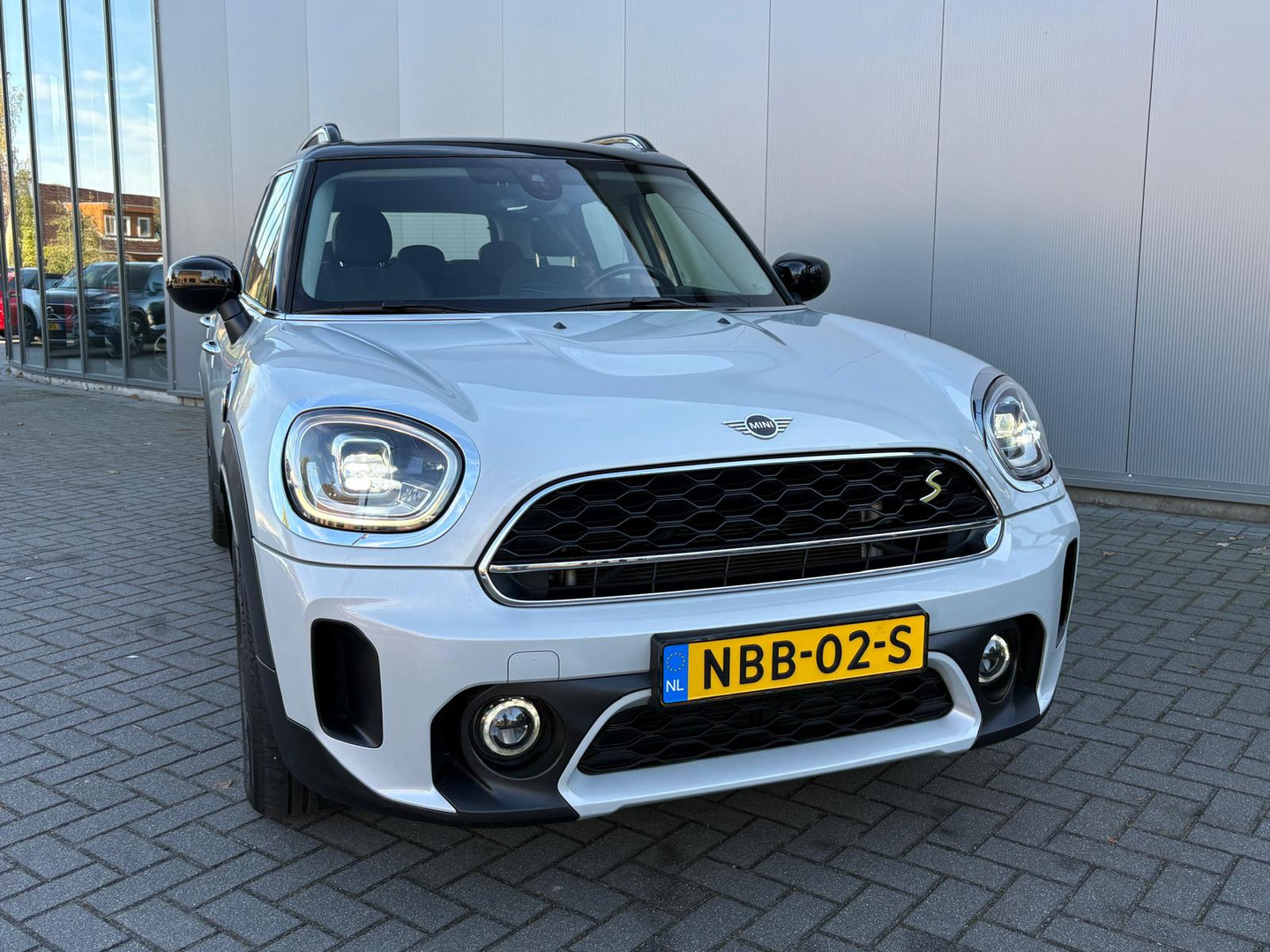 MINI