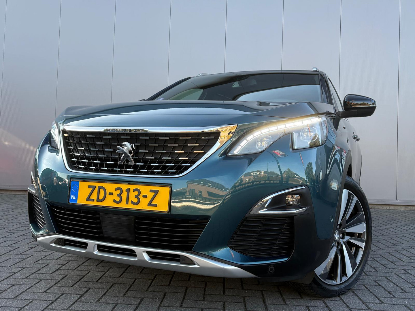 Peugeot Peugeot