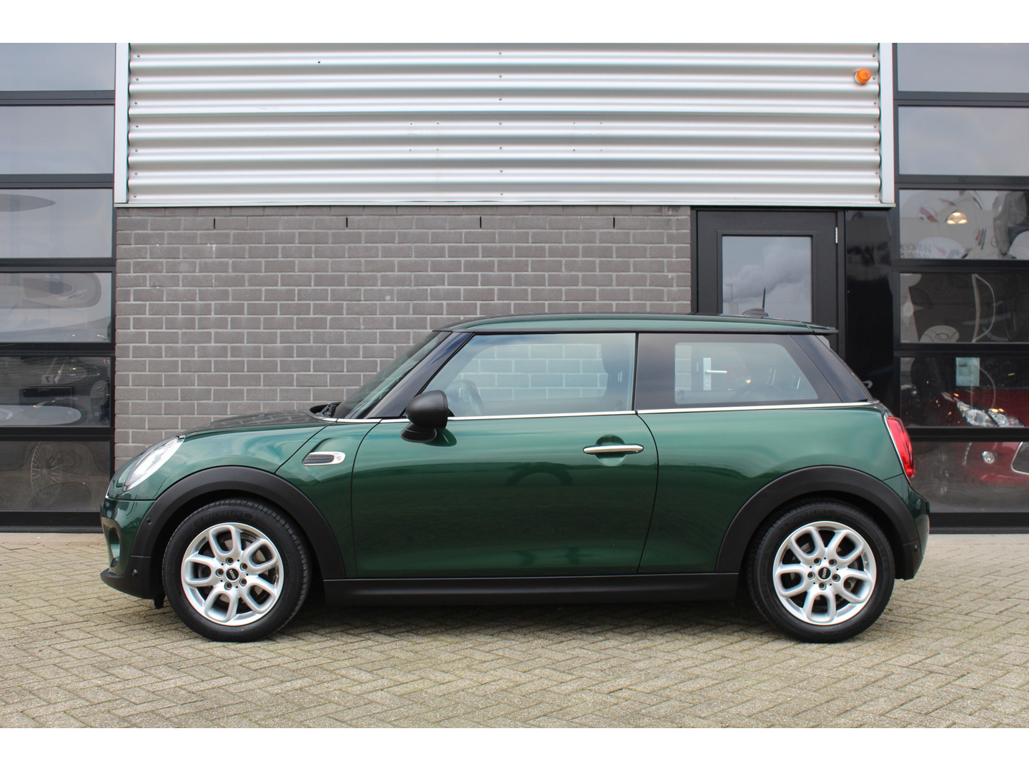 MINI MINI
