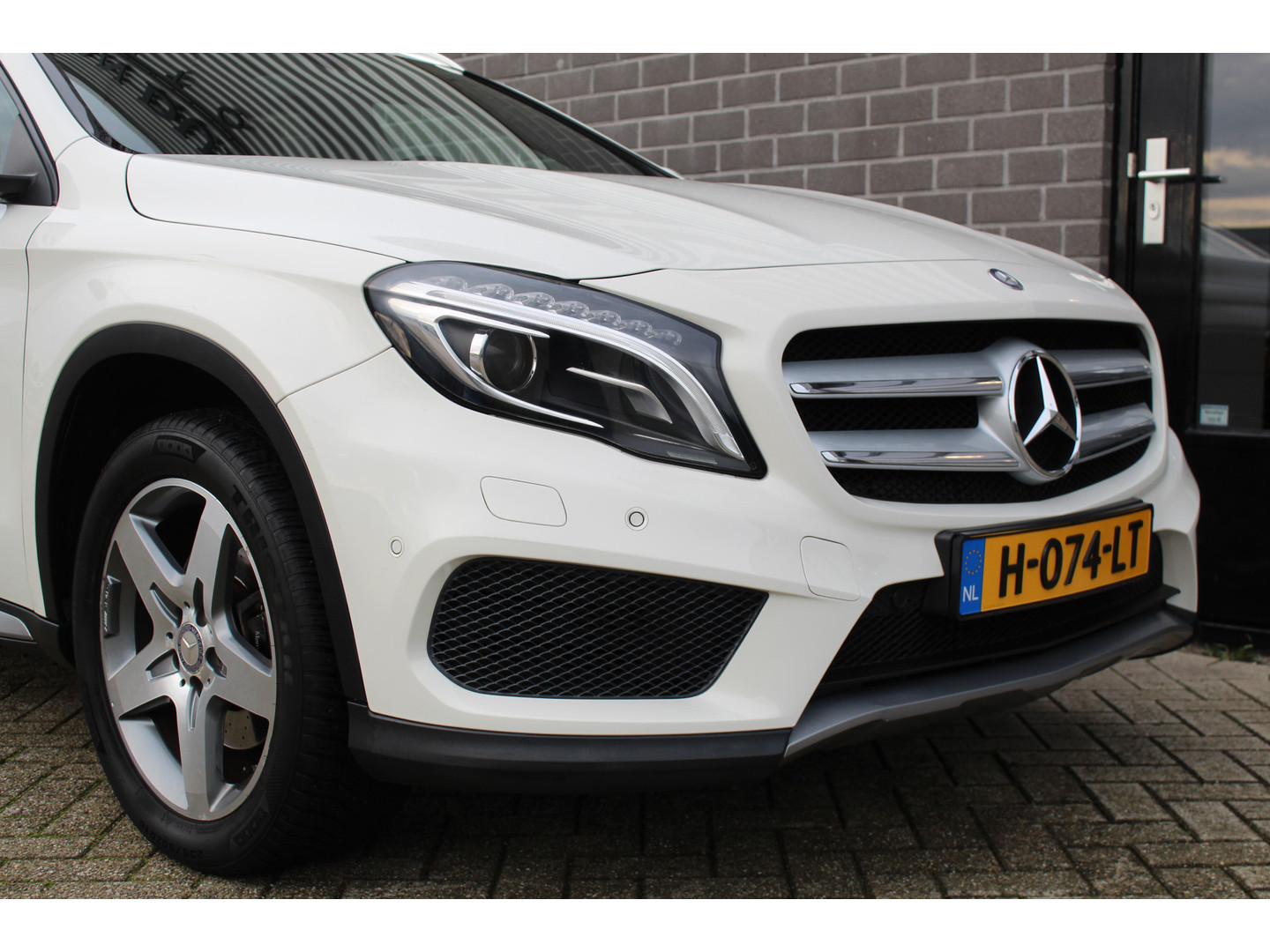 Mercedes-Benz
