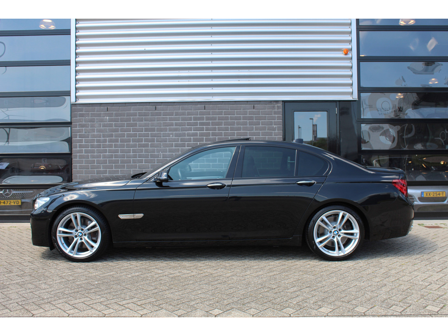 BMW BMW