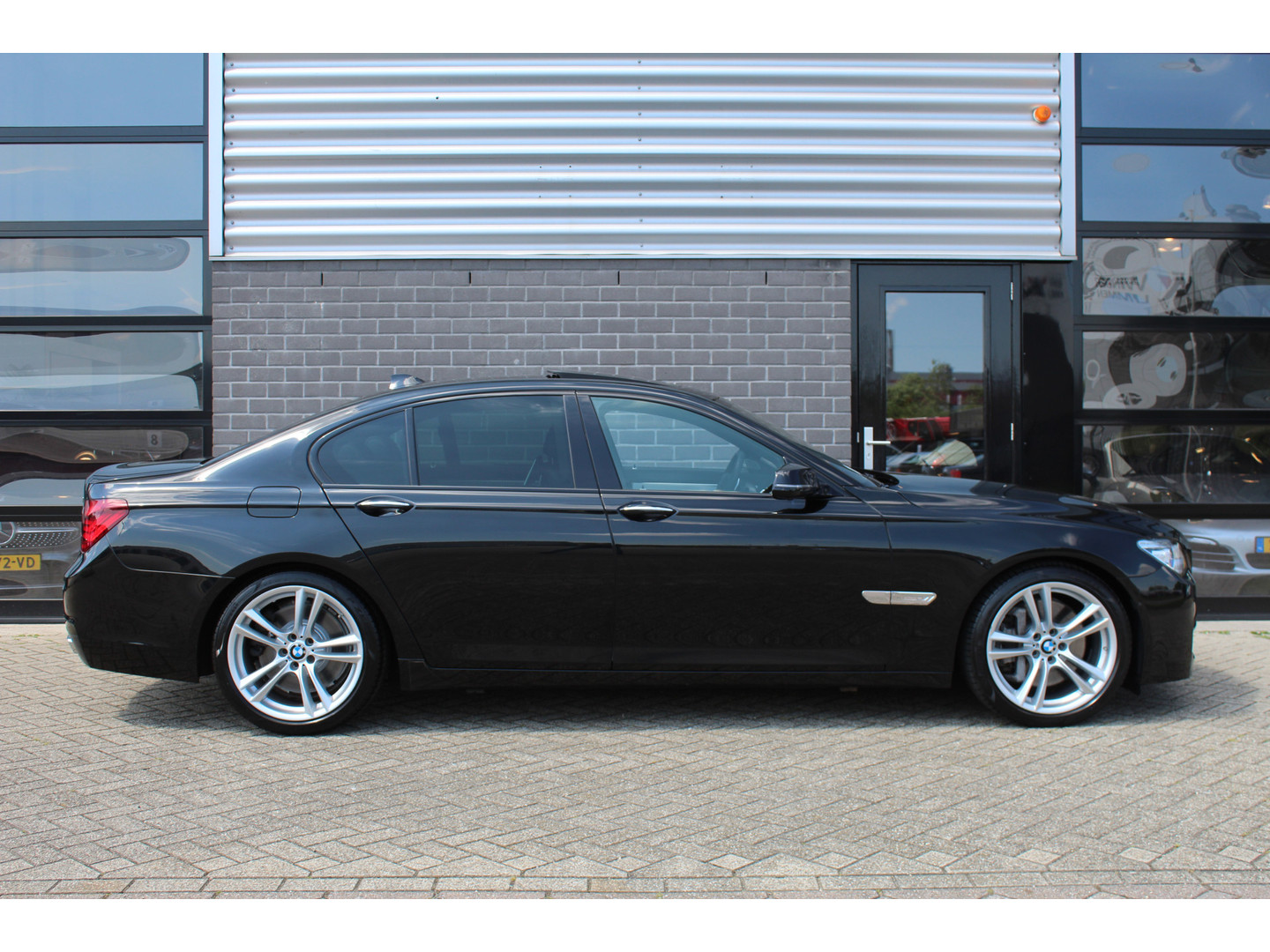 BMW BMW