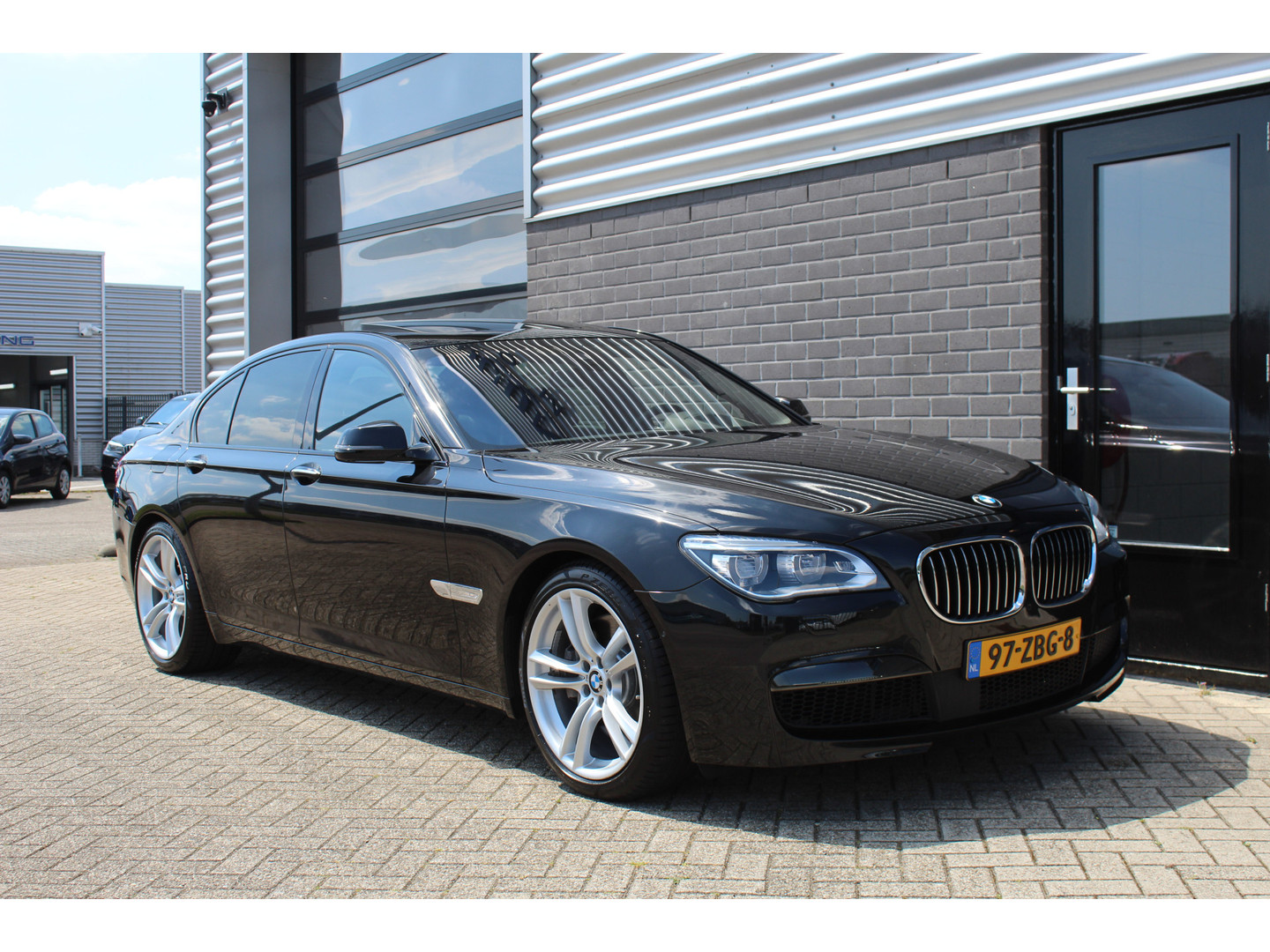 BMW BMW