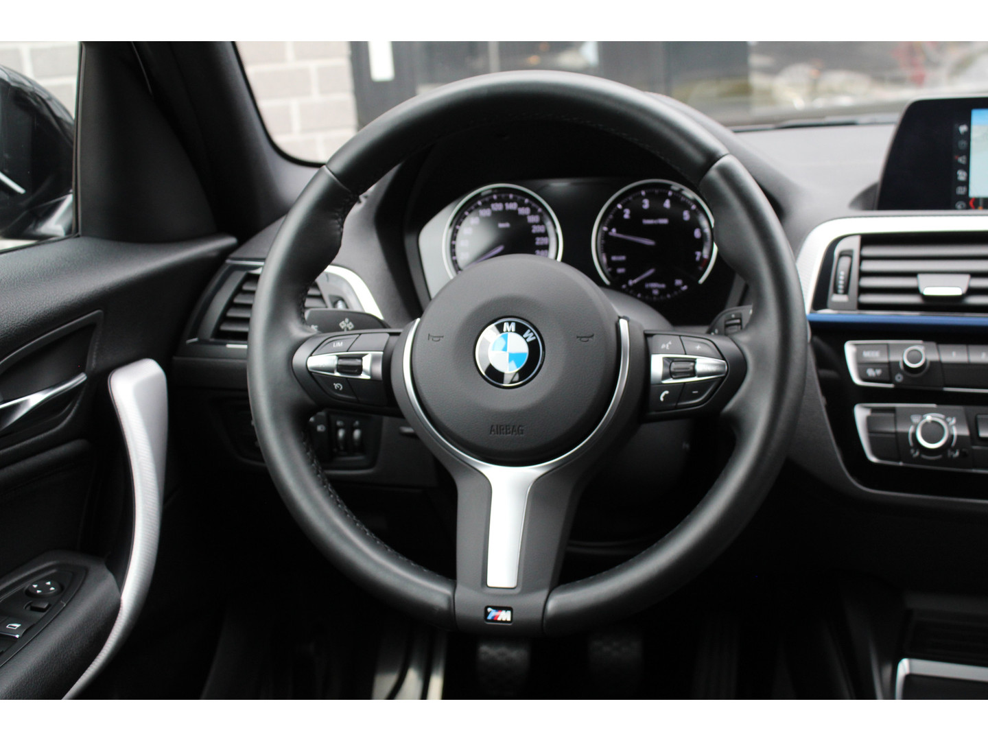 BMW BMW