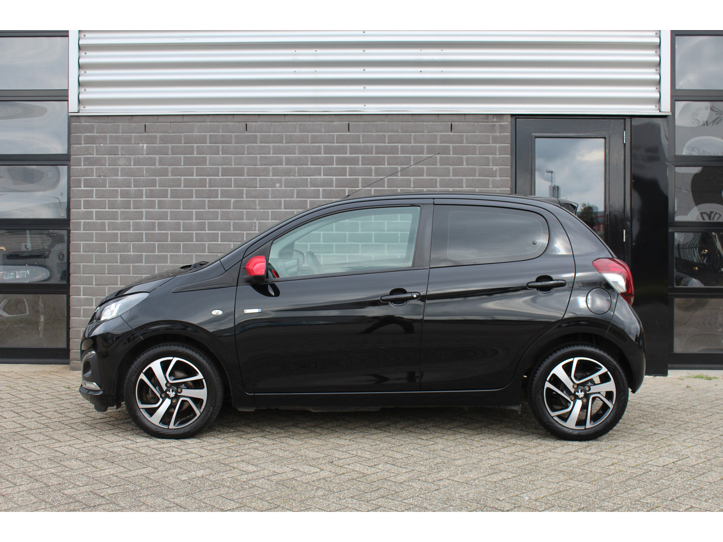 Peugeot