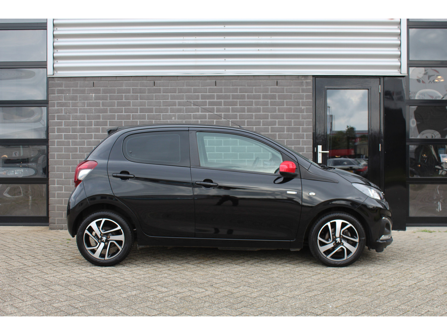 Peugeot