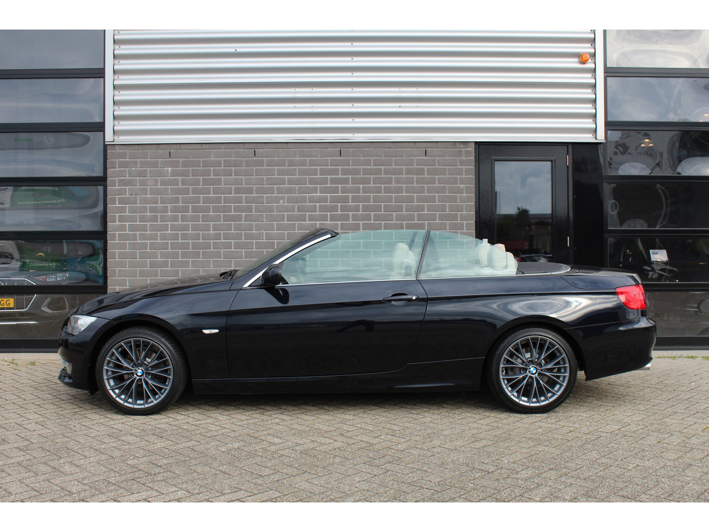 BMW BMW