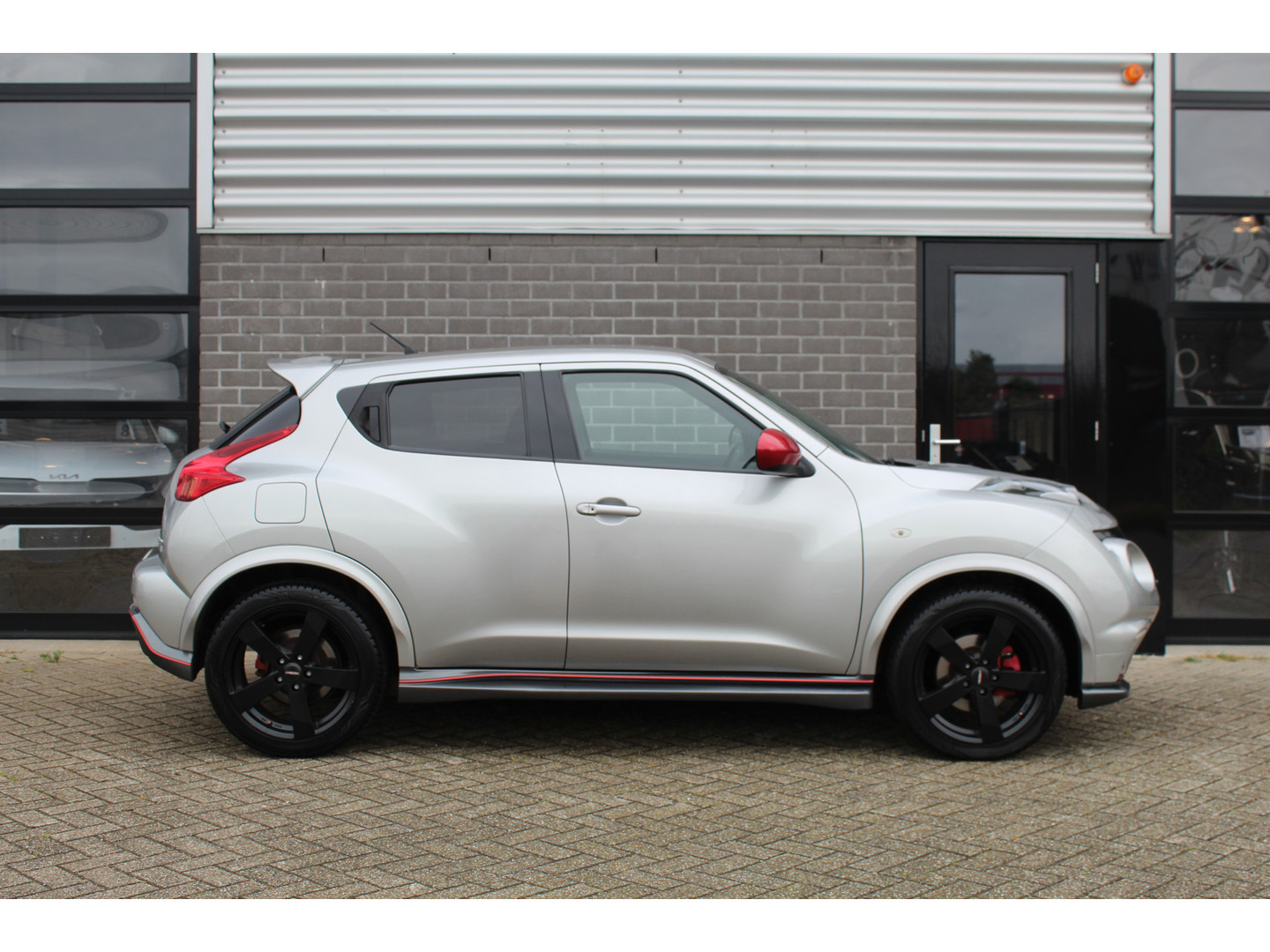 Nissan Nissan