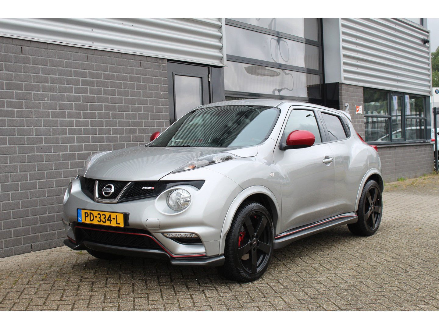 Nissan Nissan