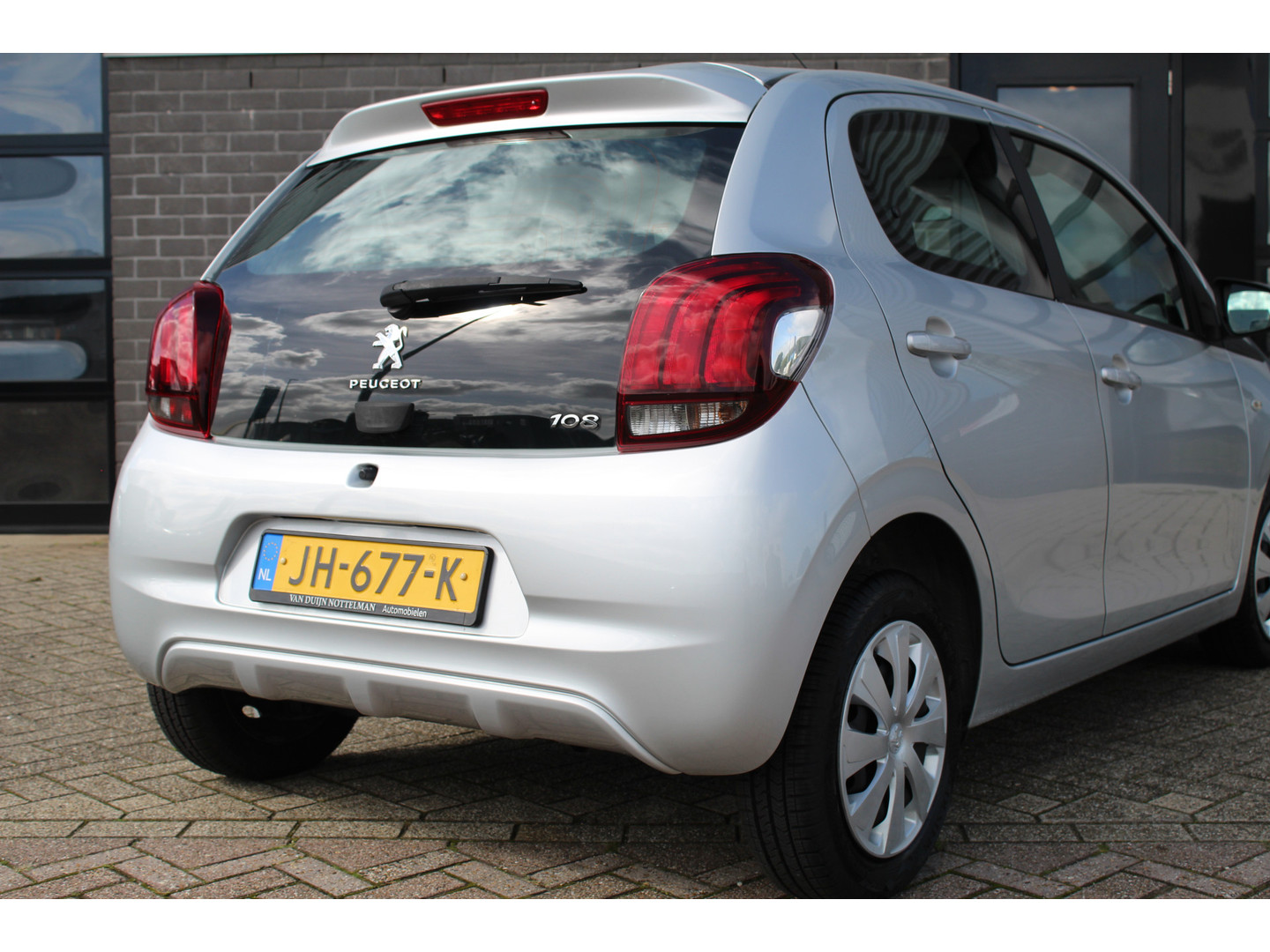 Peugeot