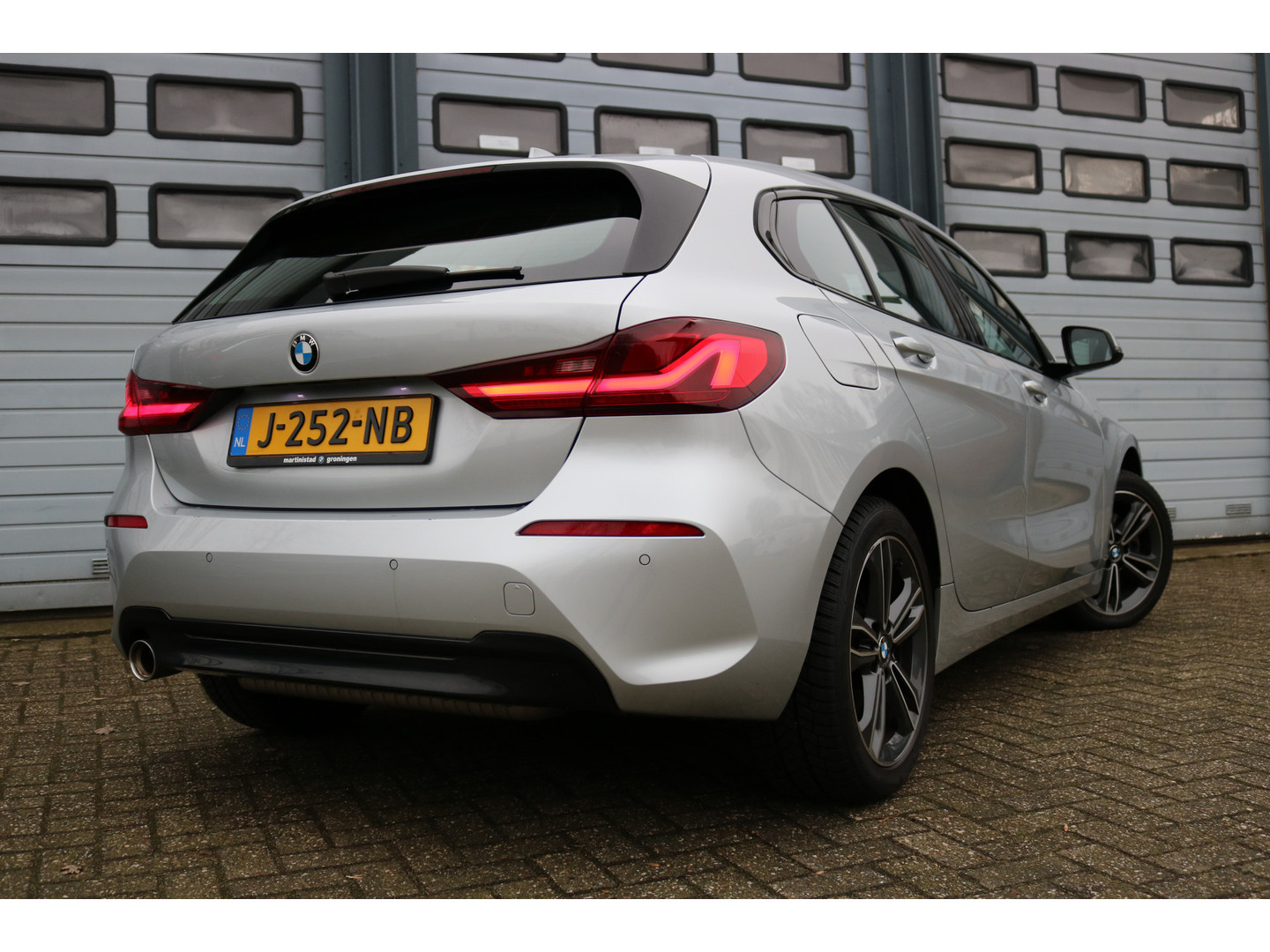 BMW BMW
