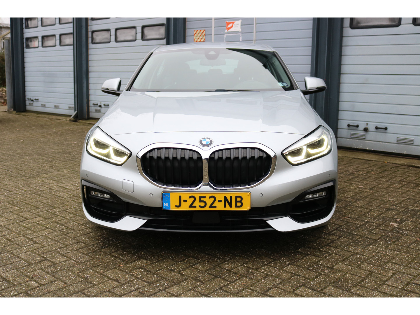 BMW BMW